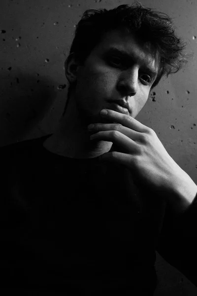 Black White Emotional Portrait Guy Dramatic Photo Light Window Low — Stock Photo, Image