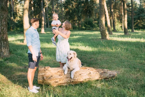 Cute Family Mom Dad Son Spend Fun Time Outdoors Dog — Stock Photo, Image