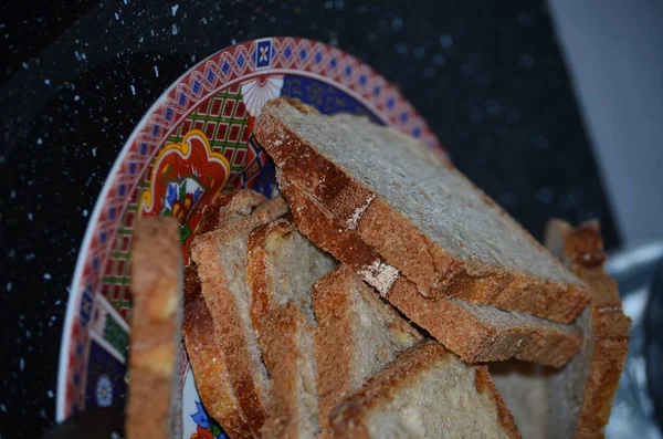 Zwarte Gesneden Brood Snij Kleine Plakjes — Stockfoto