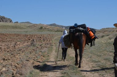 uzun yol arkadaşı ile