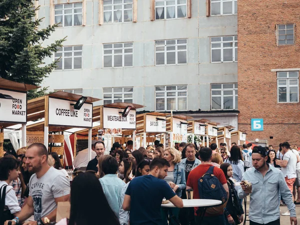 Kazan Rusya Mayıs 2018 Açık Gıda Pazarı Spartacus Fabrika Sokak — Stok fotoğraf