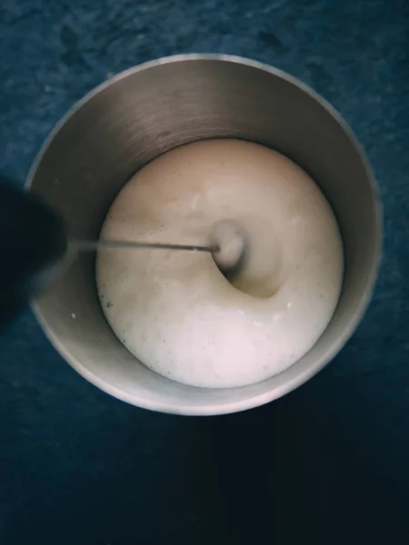 Mélangeur Café Cappuccino Mousseur Lait Avec Tasse Métal — Photo