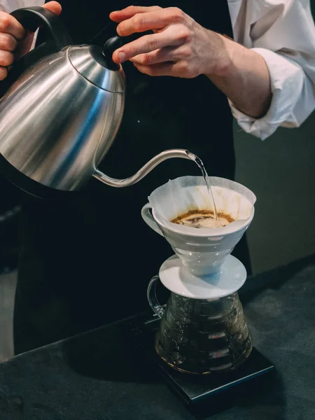 Making Pour Coffee Hario V60 Dripper — Stock Photo, Image