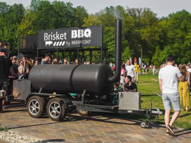 Kazan, Rusya - 11 Mayıs 2019. Gorkinskoye-Ometyevsk ormanında 