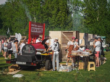 Kazan, Rusya - 11 Mayıs 2019. Gorkinskoye-Ometyevsk ormanında 