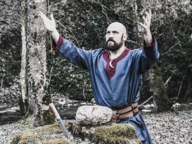 Viking dua eden Eski Tanrılar