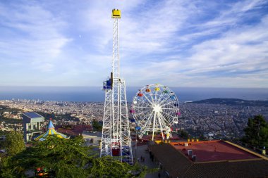 Kilise Kutsal Kalp İsa, Barcelona, Catalonia, İspanya Tibidabo Dağı zirvesinde yer alan