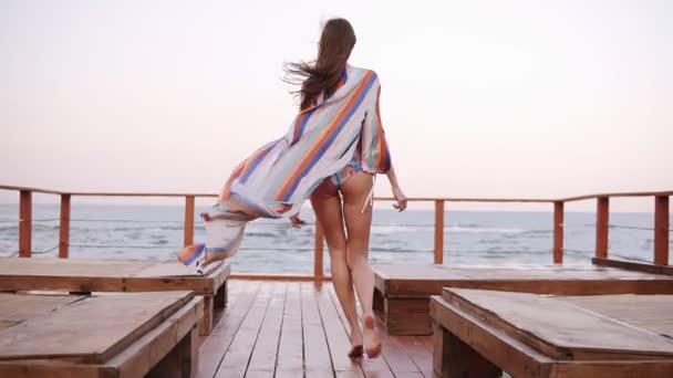 Gorgeous Backside View Caucasian Model Swimsuit Summer Cardigan Walks Wooden — Stock Video