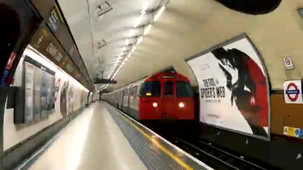 Charing Cross Metro Stasyonu Yaya Tüneli Londra Metro Londra Ngiltere — Stok video