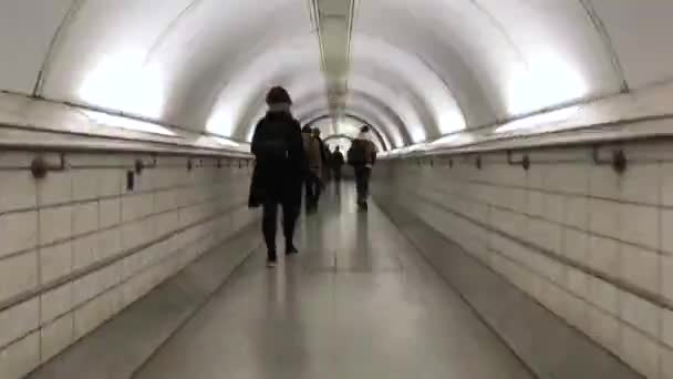 Tunnel piétonnier Londres souterrain . — Video