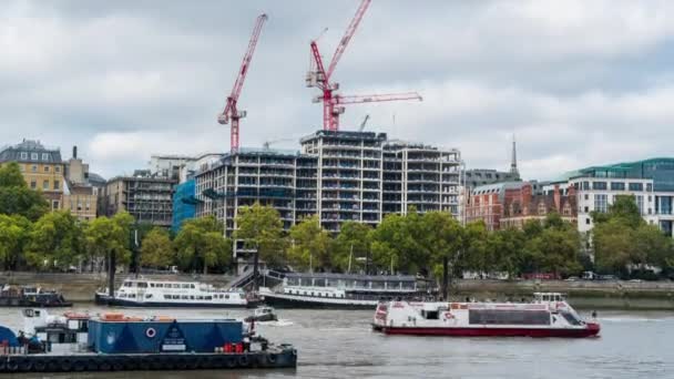 Hora del día Victoria terraplén Londres, construcción de edificios . — Vídeos de Stock