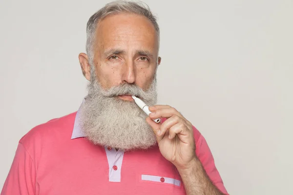 Heat Burn Tobacco Product Technology Man Holding One Hand Smoking — Stock Photo, Image