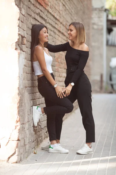 Lgbt Lesbische Vrouwen Paar Momenten Geluk Lesbische Vrouwen Paar Samen — Stockfoto