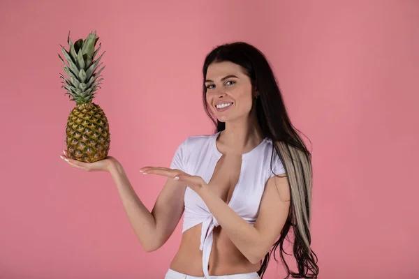 Beautiful Sexy Young Girl Standing Pink Background Pineapple — Stock Photo, Image