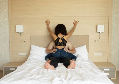 ırklı çift şehvetli erotik ön sevişme olarak.