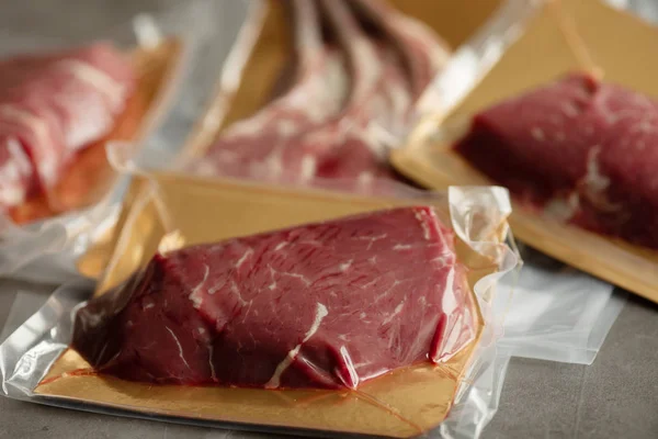 Beaf Steak Vácuo Selado Pronto Para Sous Vide Cozinhar Fundo — Fotografia de Stock