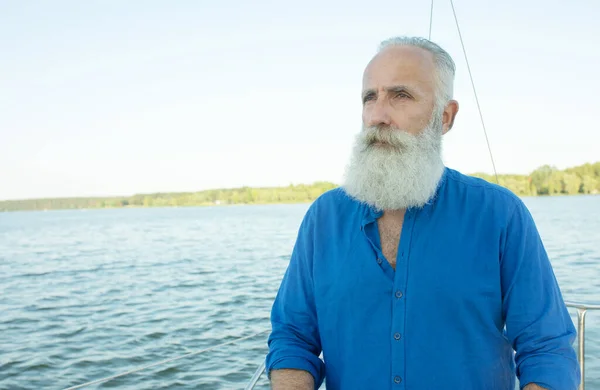 Mature Bearded Man Standing Helm Yacht Out Lake Steering Smiling — Stock Photo, Image