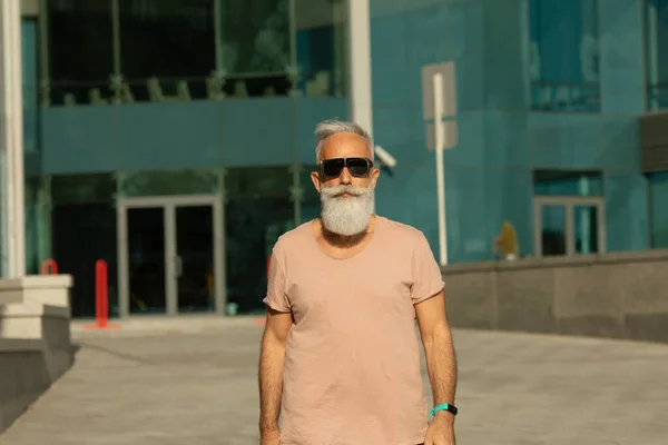 Stylish Hipster Mature Man Wearing Denim Shorts Shirt Walking City — Stock Photo, Image