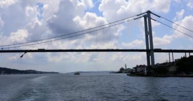 İstanbul 'da Fatih Sultan Mehmet Köprüsü