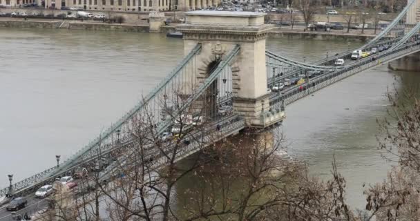 冬季链桥城市交通的鸟瞰图 — 图库视频影像