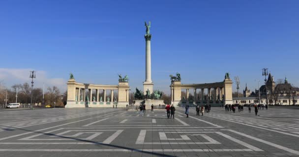 Plaza de los Héroes en Budapest Time lapse — Vídeos de Stock