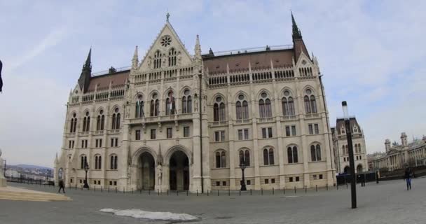 Palais du Parlement hongrois vue extérieure à Budapest — Video