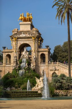 Bir Parc de la Ciutadella Çeşmesi Bir Görünüm
