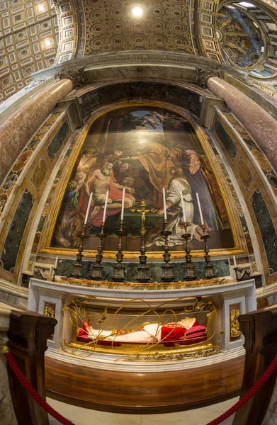Исторические интерьеры Ватикана — стоковое фото