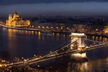 Gece saatlerinde hava Budapeşte şehir sahnesi