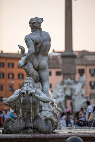 Una vista de la hermosa plaza Navona, Roma, Italia — Foto de Stock