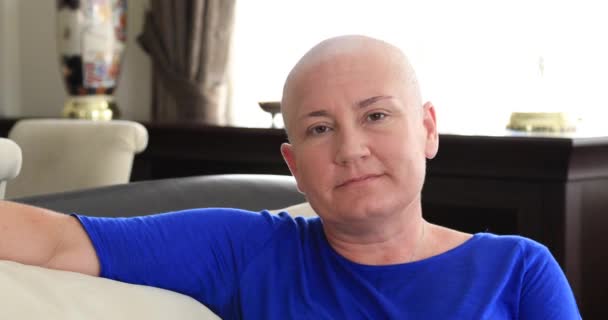 Portrait Bald Cancer Female Patient Looking Camera Smiling Breast Cancer — Stock Video