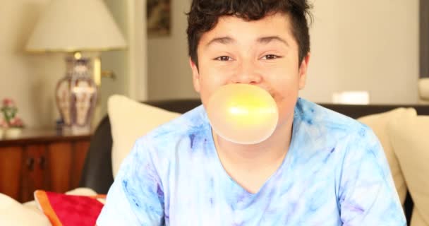 Portrait Teenager Pimples His Face Chewing Bubble Gum — Stock Video