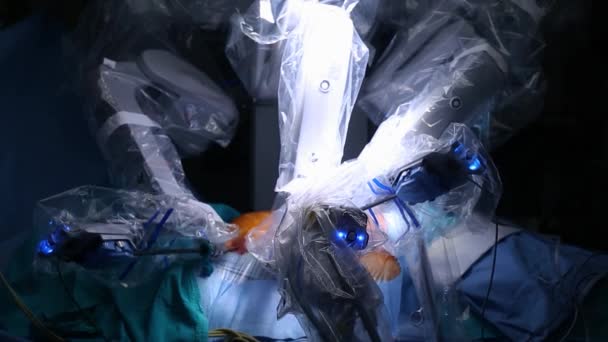 涉及机器人的医疗操作 医疗机器人 机器人手术 — 图库视频影像