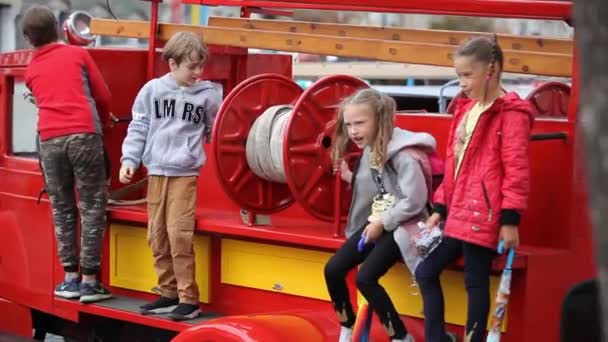 Vinnitsa Ukraine Oktober 2019 Set Videos Children Playing Exhibition Old — Stock Video