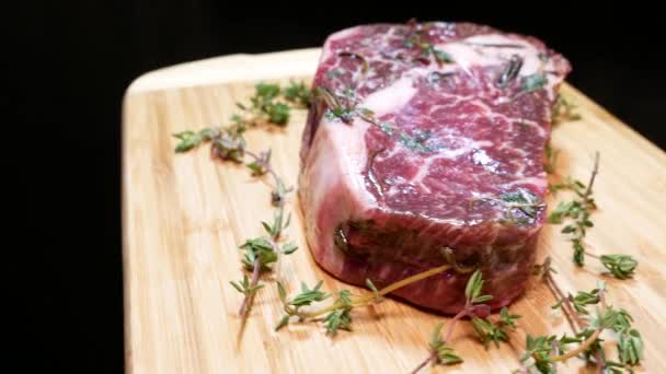 Rauwe Vlees Biefstuk Vlees Voor Steak Biefstuk Rauw Vlees — Stockvideo