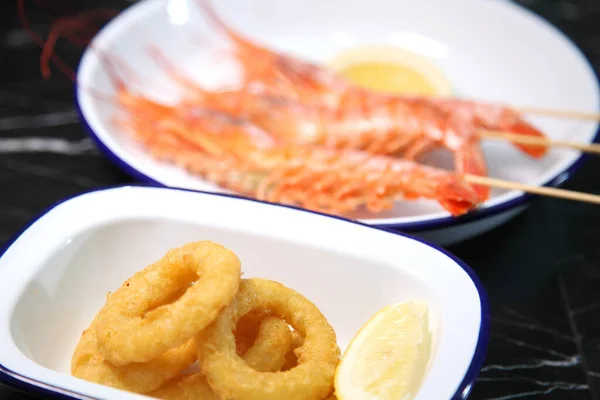 Cervecería Snack Mariscos Para Cerveza Langoustines Cerveza Anillos Calamar — Foto de Stock