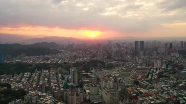 Vista Aérea Metraje Por Dron Edificios Ciudad Taipei Taiwán — Vídeos de Stock