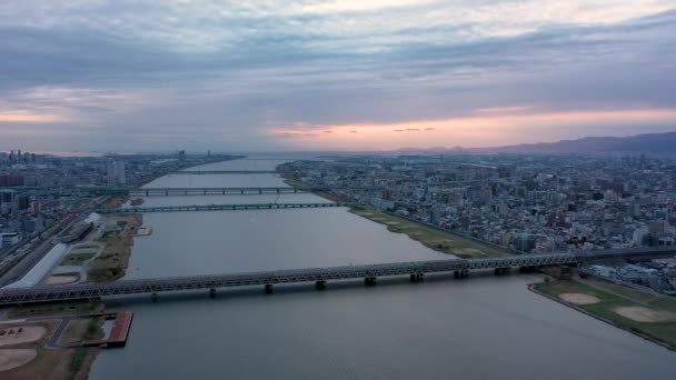 Vista Aérea Video Por Dron Río Edificio Ciudad Osaka Japón — Vídeo de stock