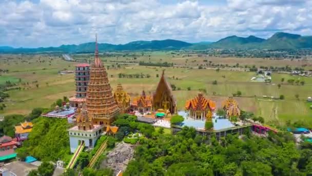 Letecký Pohled Hyper Lapse Video Tiger Jeskyně Temple Wat Tham — Stock video