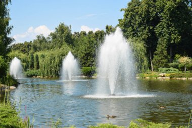 Su Fıskiyesi Soyutlamasını Kapat