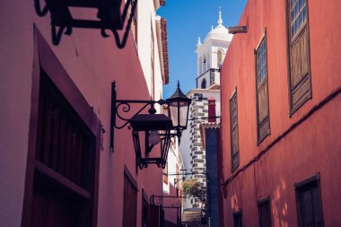 Dar sokakta doğal: Garachico şehir, Tenerife, İspanya