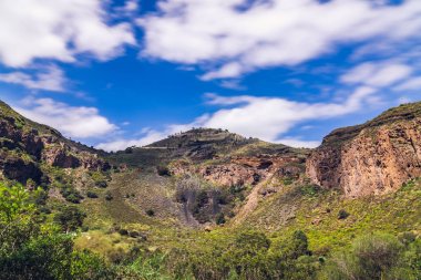 Bandama Krateri, İspanya'nın Gran Canaria'da sönmüş bir volkan. Büyük