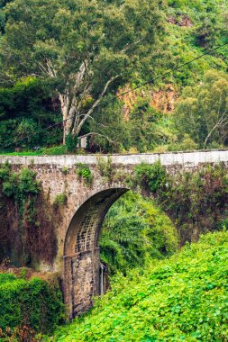 Puente del Molino de Abajo, nam-ı diğer su Değirmen Köprüsü
