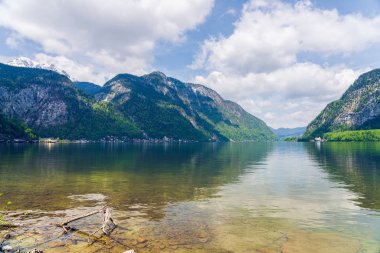 Halstatt, Halstatter Gölü ve bu pitoresk etrafında dağlar 