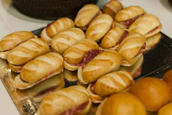 Refeição Sanduíches Com Salsichas — Fotografia de Stock