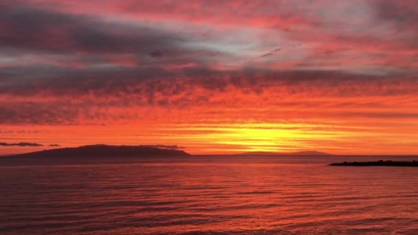 Atardecer Dramático Sobre Isla Cielo Dramático — Vídeos de Stock