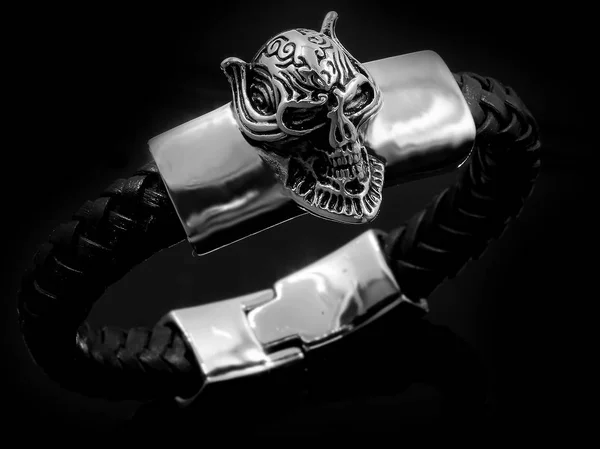 Smycken Armband Bangle Rostfritt Stål Bakgrundsfärg — Stockfoto