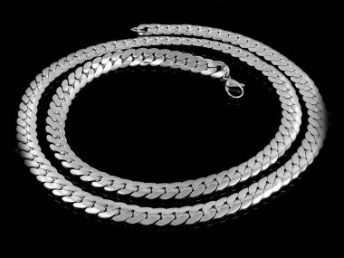 Mücevher zinciri. Boyun dekorasyon. Paslanmaz çelik.