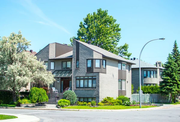 Luxe Huis Montreal Canada Tegen Blauwe Hemel — Stockfoto