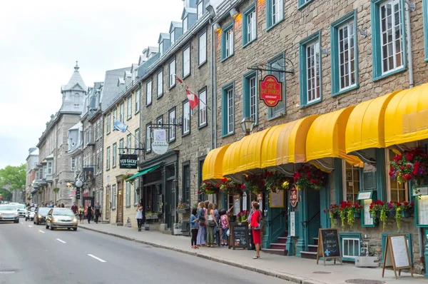 Quebec Stad Québec Canada Juni 2018 Voetganger Verkennen Franse Charme — Stockfoto